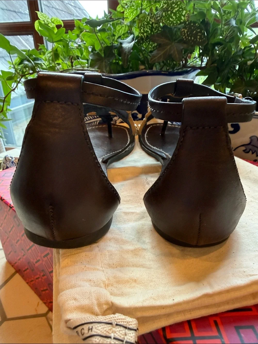 🌴🥥⭐️ Tory Burch Phoebe Flat Sandal